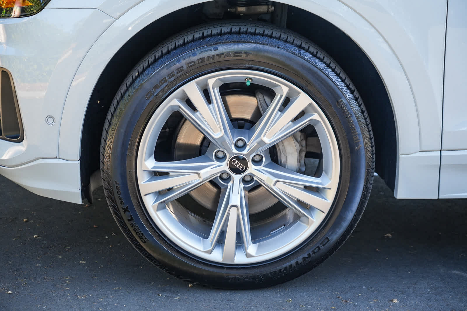 Used 2022 Audi Q8 Premium Plus AWD/4WD image 11