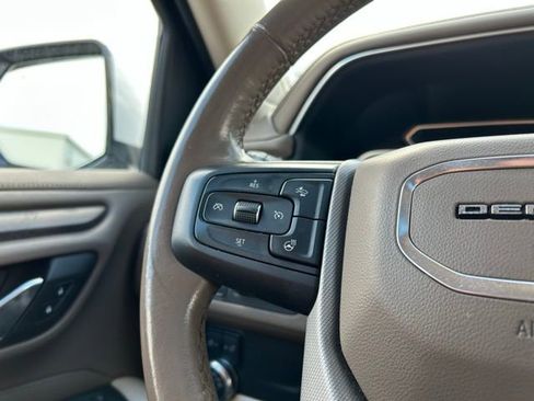 Used 2021 GMC Yukon Denali w/ Denali Premium Package image 46