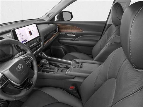 New 2026 Toyota Grand Highlander FWD image 6
