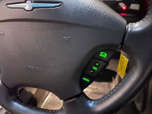 Used 2002 Ford Thunderbird image 15