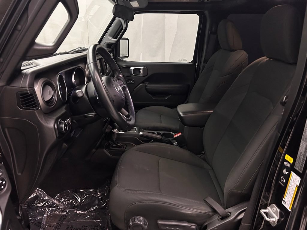Used 2022 Jeep Wrangler Unlimited Sport AWD/4WD image 12
