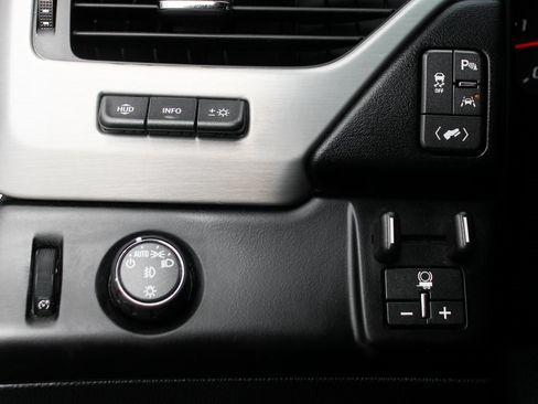 Used 2019 GMC Yukon Denali w/ Open Road Package image 25