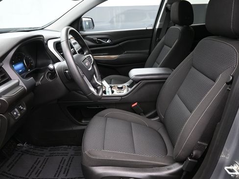 Used 2023 GMC Acadia SLE w/ Driver Convenience Package image 10