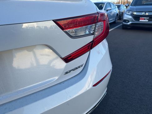 Used 2020 Honda Accord Sport image 8