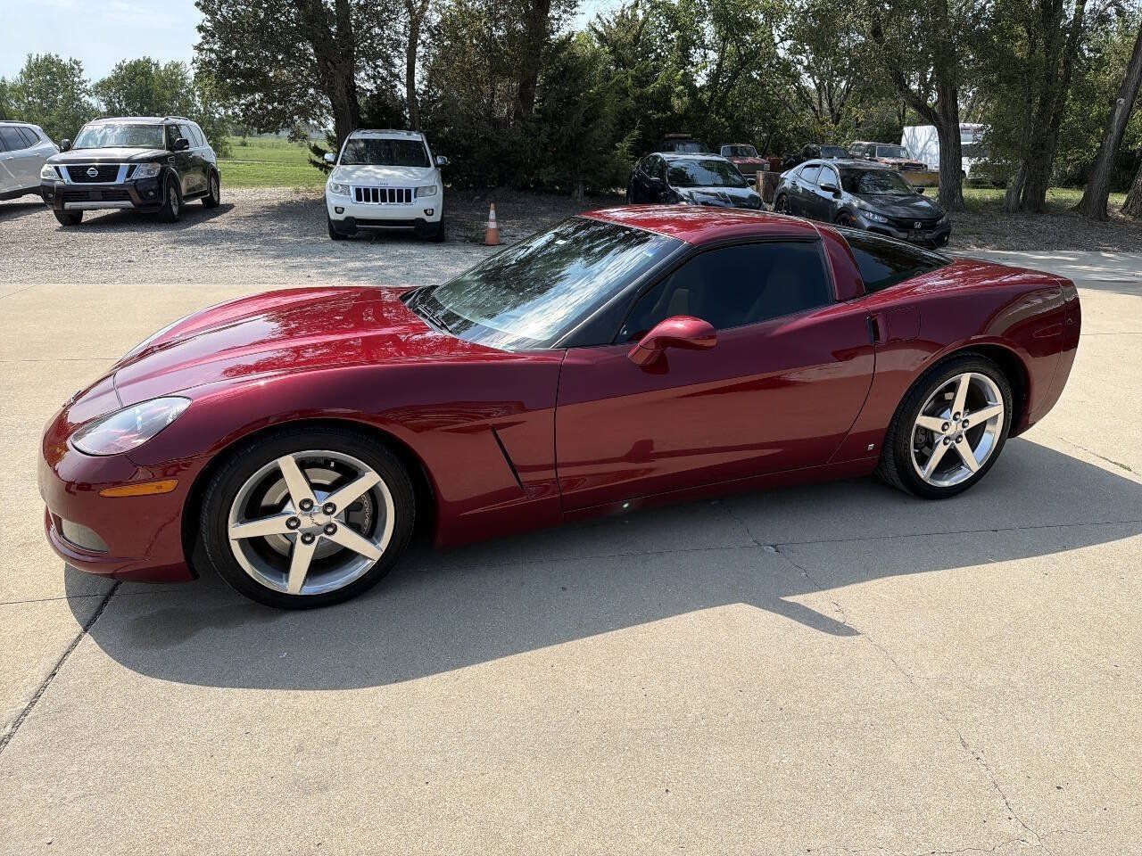 Used 2007 Chevrolet Corvette Coupe w/ Preferred Equipment Group RWD image 6
