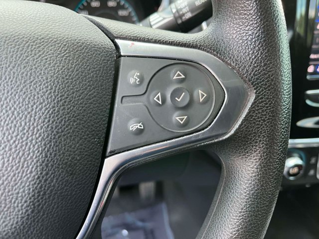 Used 2020 Chevrolet Traverse LS FWD image 33
