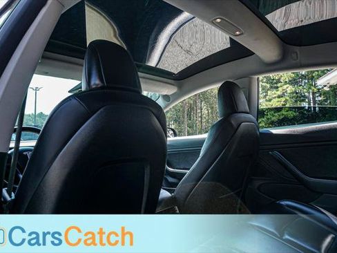 Used 2018 Tesla Model 3 Long Range RWD image 31