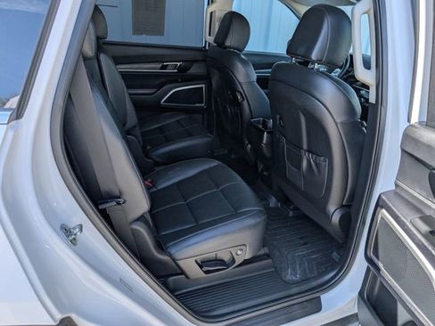 Used 2022 Kia Telluride EX w/ EX Premium Package AWD/4WD image 29