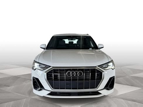 Used 2025 Audi Q3 2.0T Premium w/ Convenience Package AWD/4WD image 3
