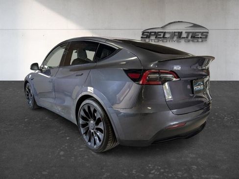 Used 2022 Tesla Model Y Performance AWD/4WD image 8