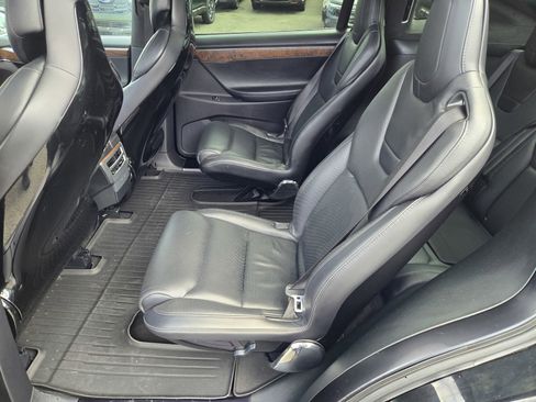 Used 2016 Tesla Model X Performance AWD/4WD image 12