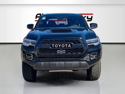 Used 2019 Toyota Tacoma TRD Pro image 2