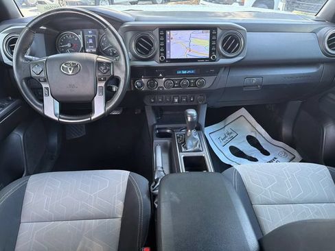 Used 2023 Toyota Tacoma TRD Off-Road w/ Technology Package AWD/4WD image 22