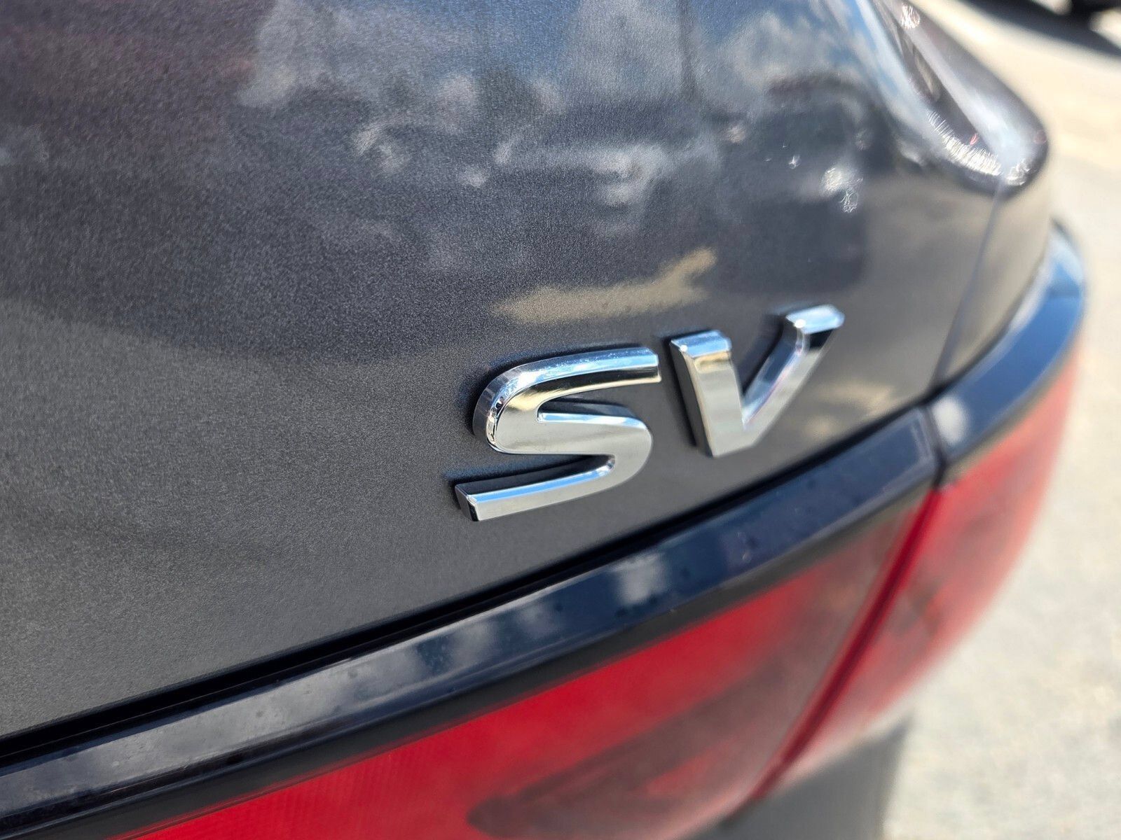 Used 2024 Nissan Sentra SV FWD image 12