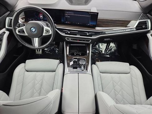 Used 2024 BMW X5 xDrive50e w/ M Sport Package AWD/4WD image 25