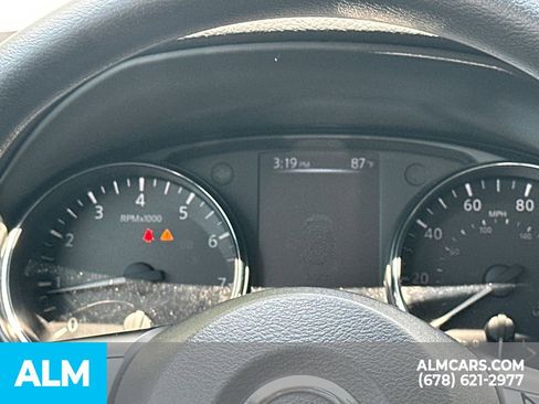 Used 2017 Nissan Rogue S AWD/4WD image 32