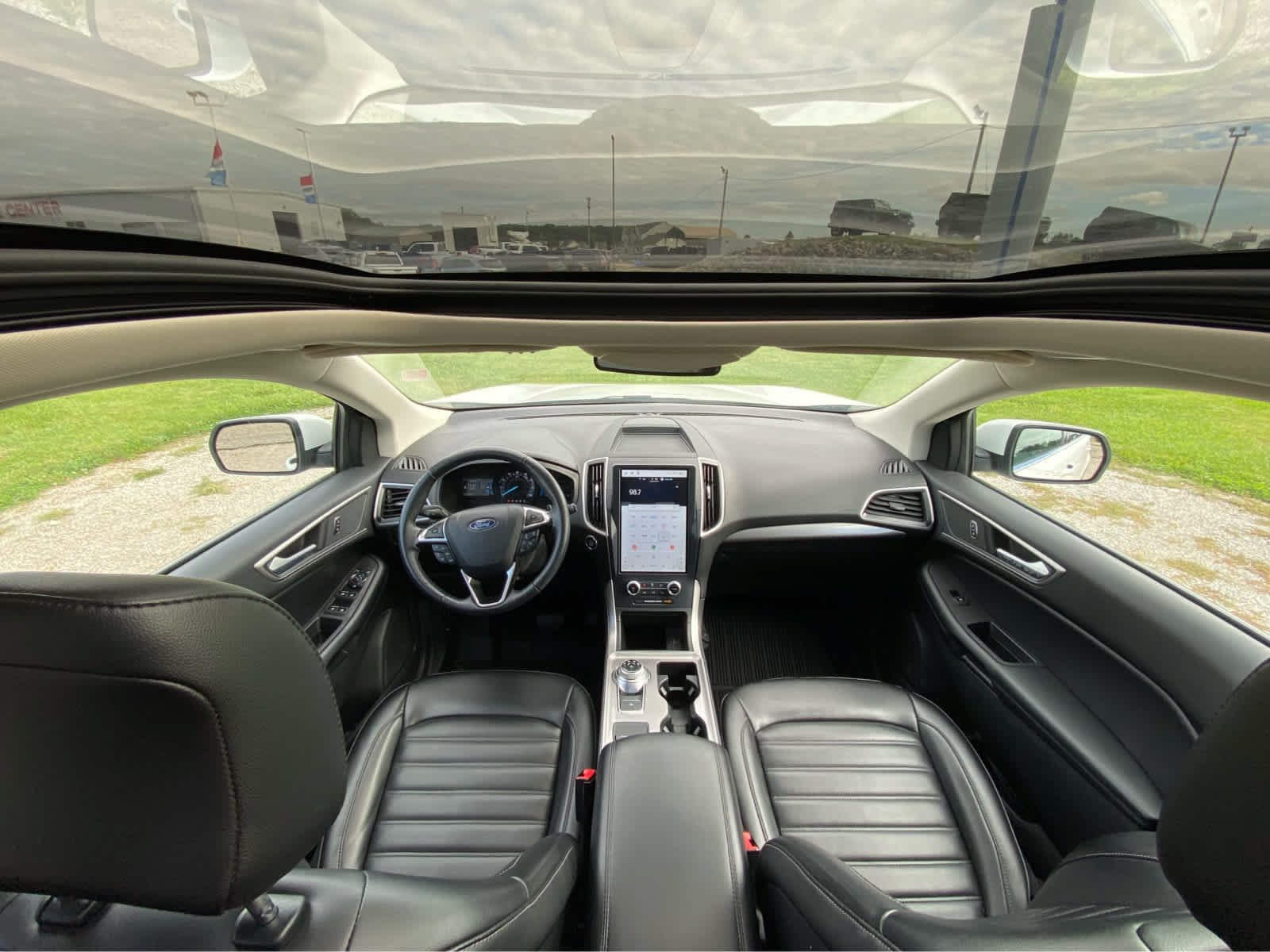 Used 2024 Ford Edge SEL w/ Convenience Package AWD/4WD image 18