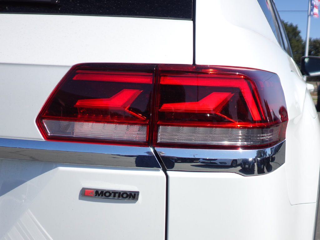 Used 2022 Volkswagen Atlas SEL Premium AWD/4WD image 6