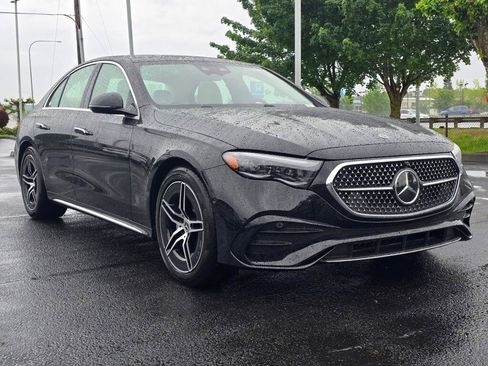 New 2026 Mercedes-Benz E 350 4MATIC Sedan image 8