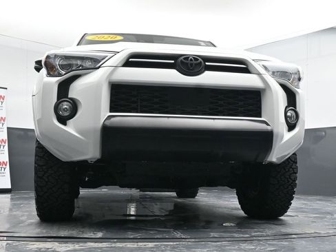 Used 2020 Toyota 4Runner Venture image 29