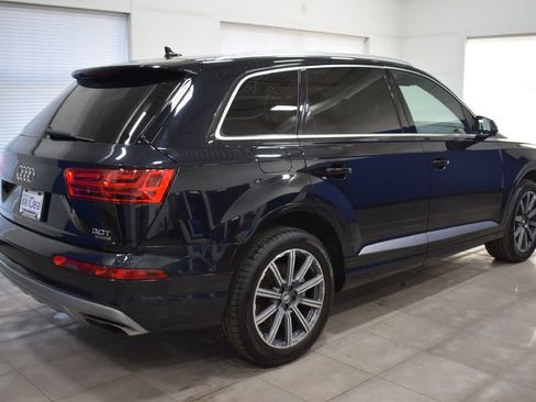 Used 2017 Audi Q7 3.0T Premium Plus image 4