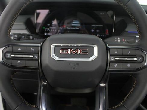 New 2026 GMC Acadia AT4 w/ Luxury Package image 15