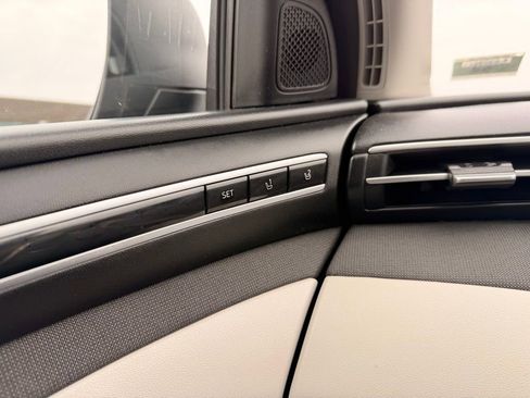 Used 2024 Hyundai Tucson Limited image 25