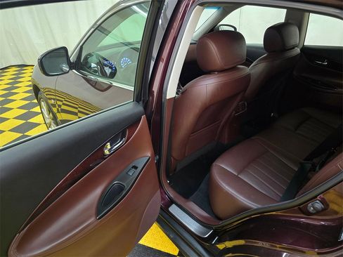 Used 2014 INFINITI QX50 Journey w/ Premium Package image 15