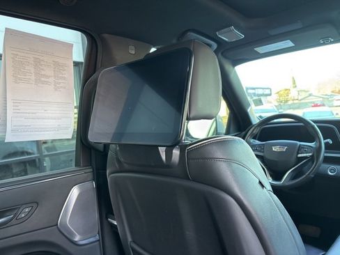 Used 2021 Cadillac Escalade Sport w/ Driver Assist Tech Package image 18