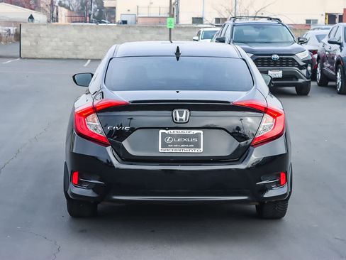 Used 2016 Honda Civic EX-T image 3