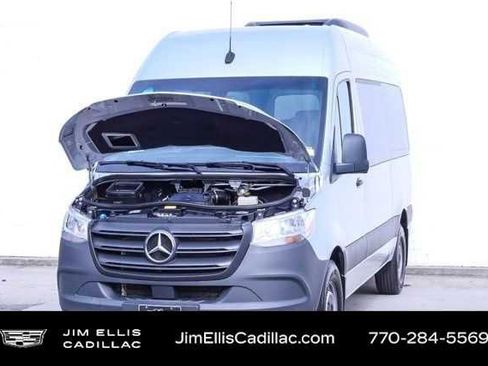 Used 2024 Mercedes-Benz Sprinter 2500 image 21