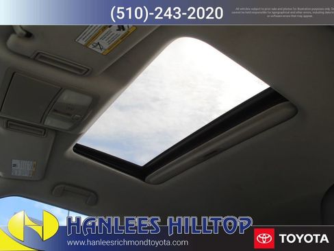 Used 2018 INFINITI QX80 2WD w/ Driver Assistance Package image 16