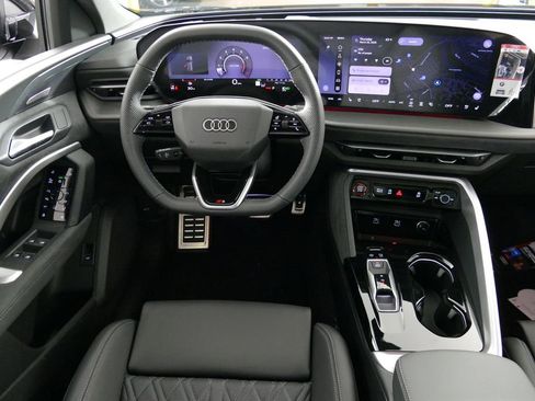 New 2026 Audi SQ5 Premium Plus image 7