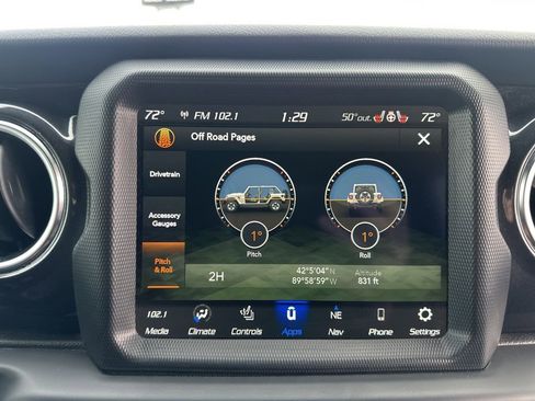 Used 2023 Jeep Wrangler Altitude image 41