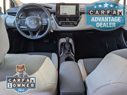 Used 2025 Toyota Corolla LE FWD image 16