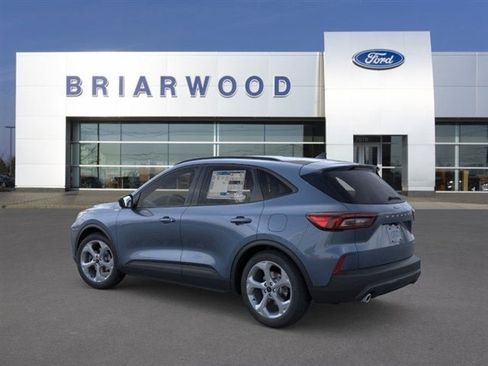 New 2026 Ford Escape ST-Line w/ Tech Pack #1 AWD/4WD image 4