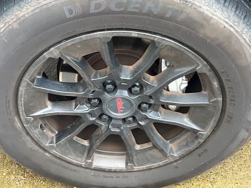 Used 2022 Toyota Tundra Limited image 21