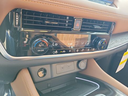 New 2026 Nissan Rogue Platinum AWD/4WD image 30