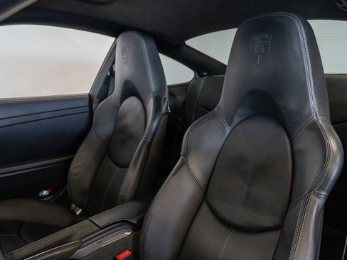 Used 2013 Porsche 911 Turbo S AWD/4WD image 4