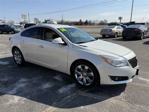 Used 2014 Buick Regal Premium image 3