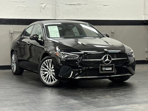 Used 2026 Mercedes-Benz CLA 250 image 2