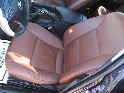 Used 2007 BMW 530xi Sedan image 16