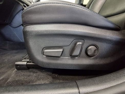 Used 2022 Kia Niro EX Premium image 21