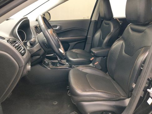 Used 2018 Jeep Compass Limited AWD/4WD image 17