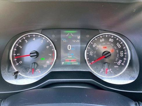 Used 2020 Toyota RAV4 XLE image 22