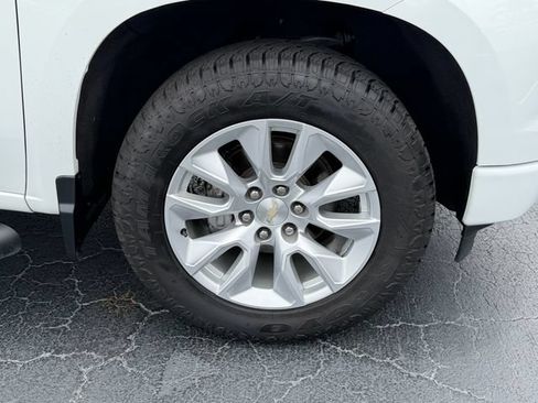 Used 2022 Chevrolet Silverado 1500 Custom RWD image 19