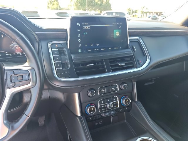 Used 2024 Chevrolet Tahoe Z71 w/ Luxury Package AWD/4WD image 20