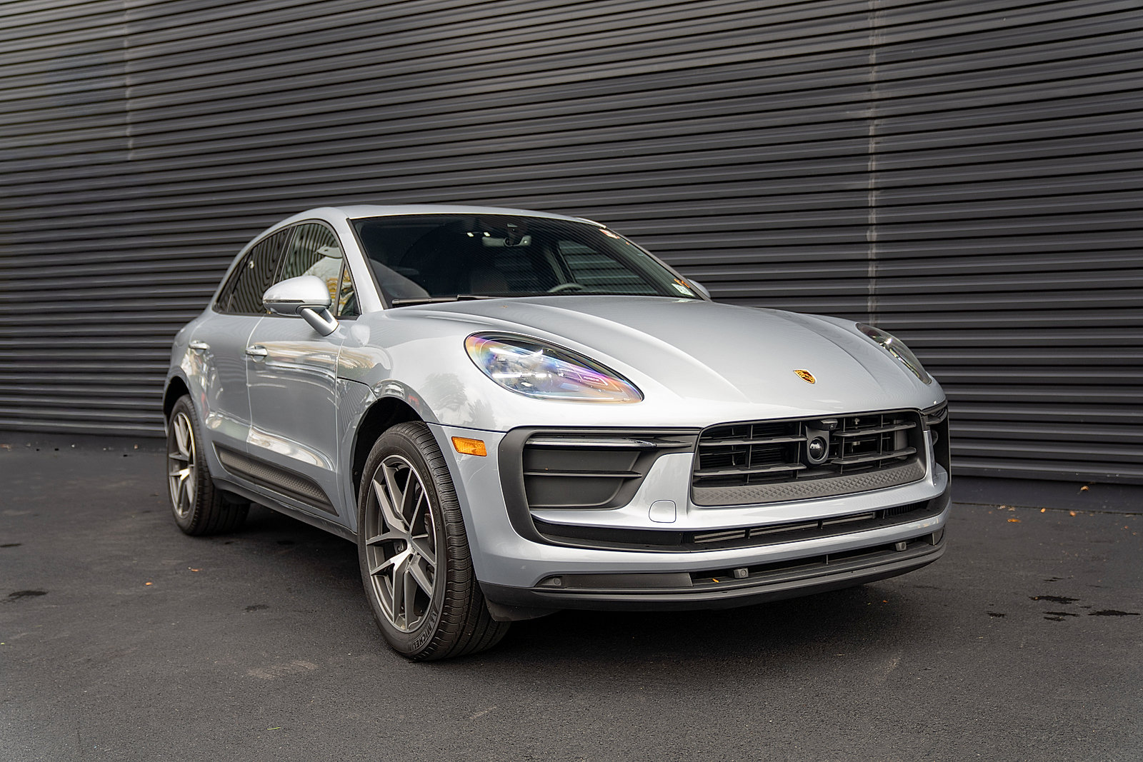 Used 2026 Porsche Macan AWD/4WD image 26