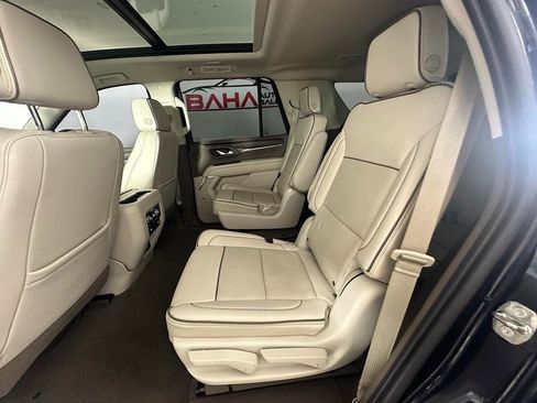 Used 2021 GMC Yukon Denali w/ Denali Premium Package image 15
