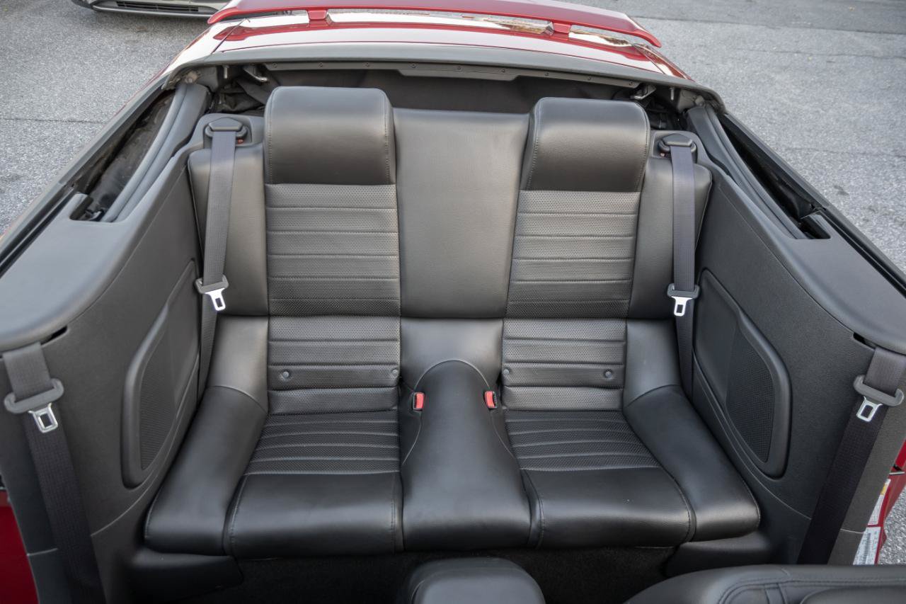Used 2006 Ford Mustang GT Premium RWD image 33